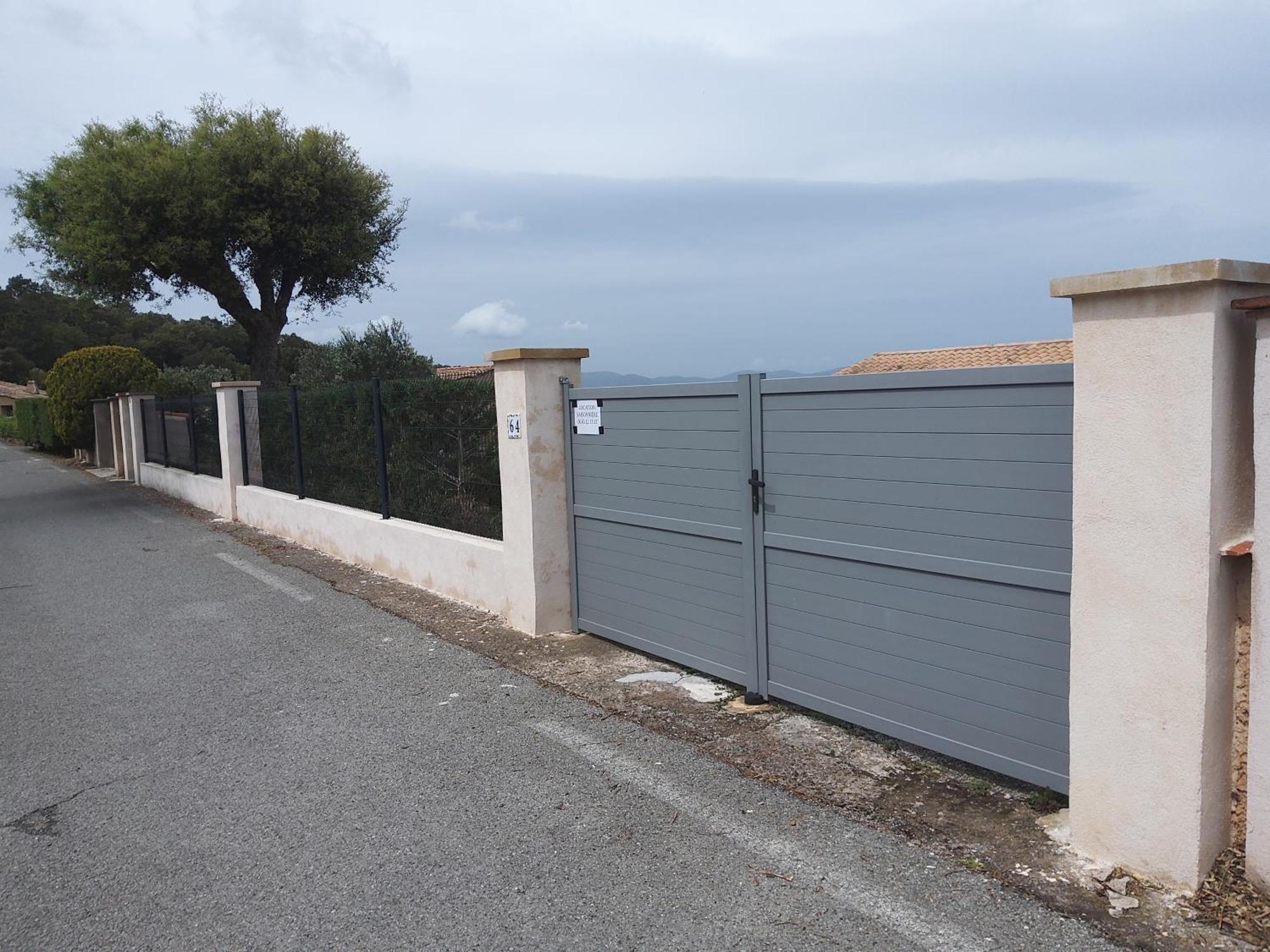 Valmer Vue Panoramique Avec Piscine Сasa de vacaciones *