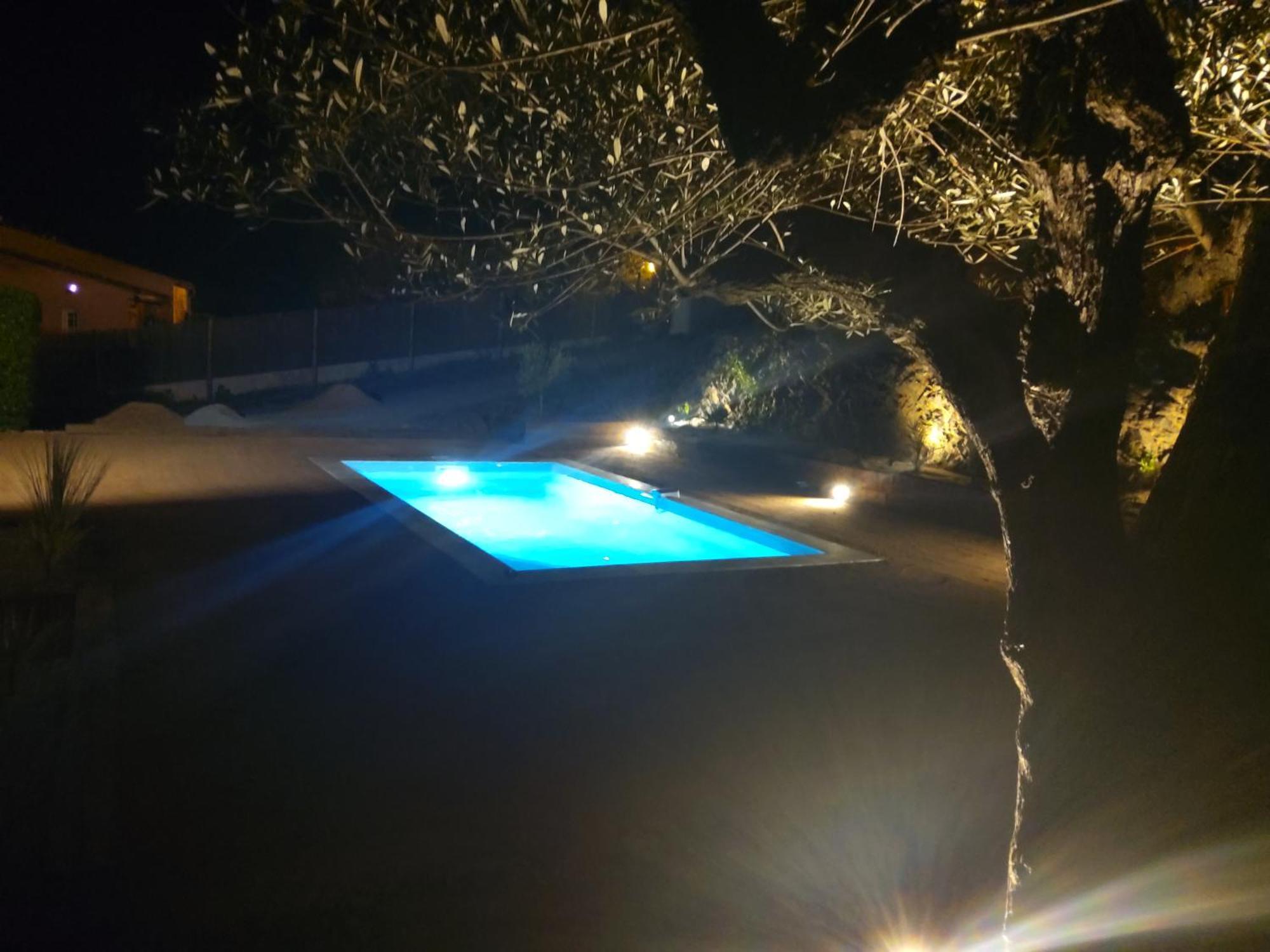 Valmer Vue Panoramique Avec Piscine Сasa de vacaciones